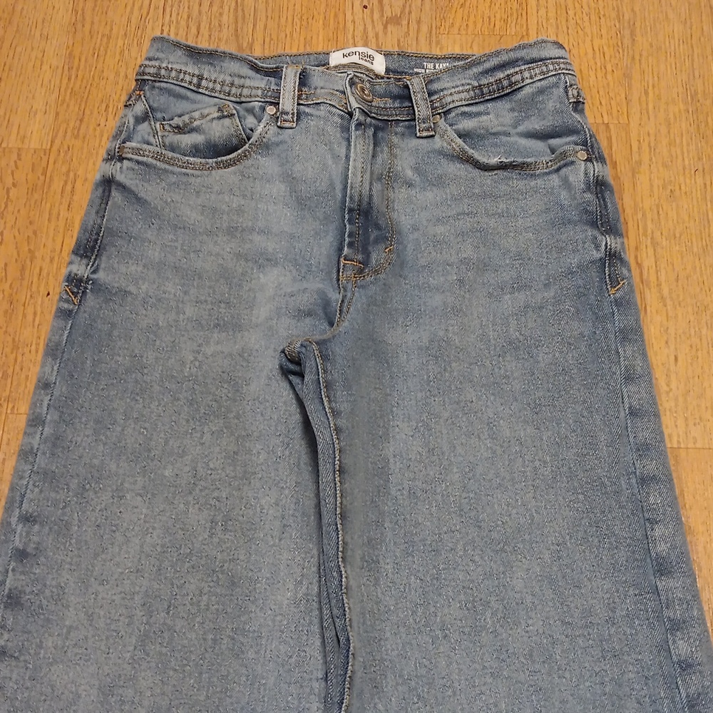 Kensie Washed Blue Wide-Leg High-Rise Jeans - Picture 2 of 11